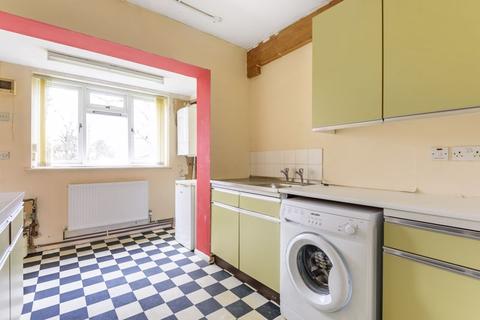 37 Radcliffe Gardens, Carshalton, SM5 4PG