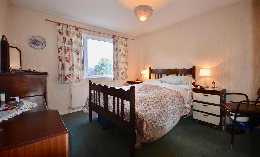 Hamber Lea, Lydeard, Taunton 3 bed detached bungalow £350,000