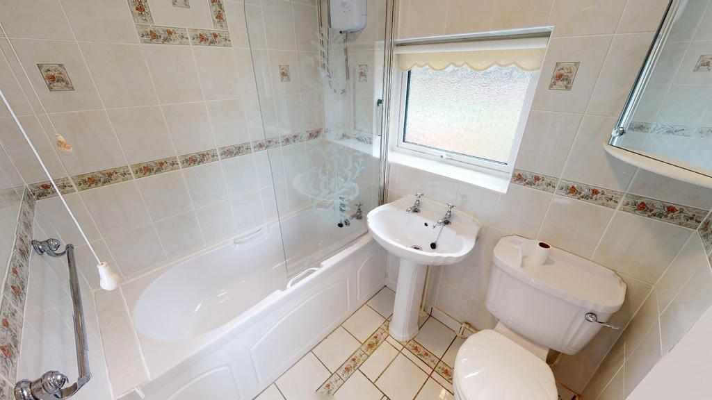 Pilkington Street Bathroom