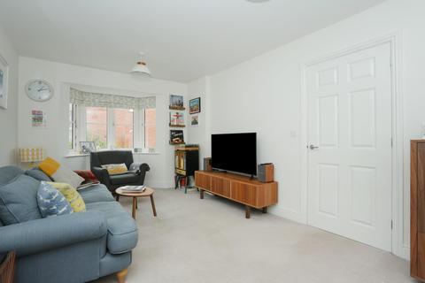 24 Brigden Gardens, Faversham, ME13 8GY