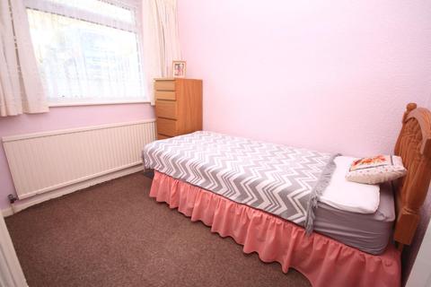 32 Derwent Road, Bradford, BD2 4HR