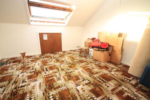 32 Derwent Road, Bradford, BD2 4HR