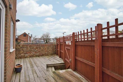 Flat 2, The Jubilee Apartments Broomfield Road, Folkestone, CT19 4DU