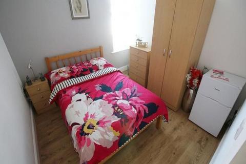 1 bedroom in a house share to rent, 130 Monks Road, Lincoln, Lincolnsire, LN2 5PH