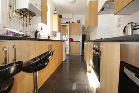 1 bedroom in a house share to rent, 130 Monks Road, Lincoln, Lincolnsire, LN2 5PH