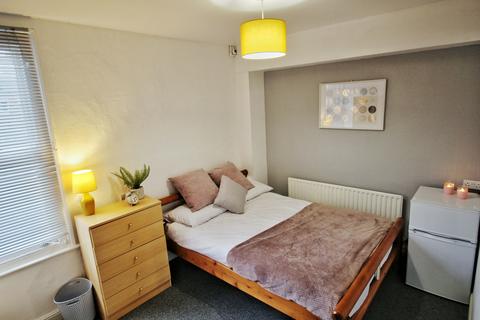 1 bedroom in a house share to rent, 47 Cromwell Street, Lincoln, Lincolnshire, LN2 5LP