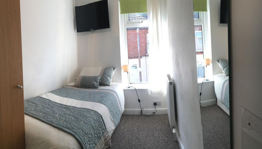 Room 4