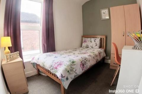 4 bedroom house share to rent, Student Accommodation, 51 Canwick Road, Lincoln, Lincolnshire, LN5 8HE, United Kingdom