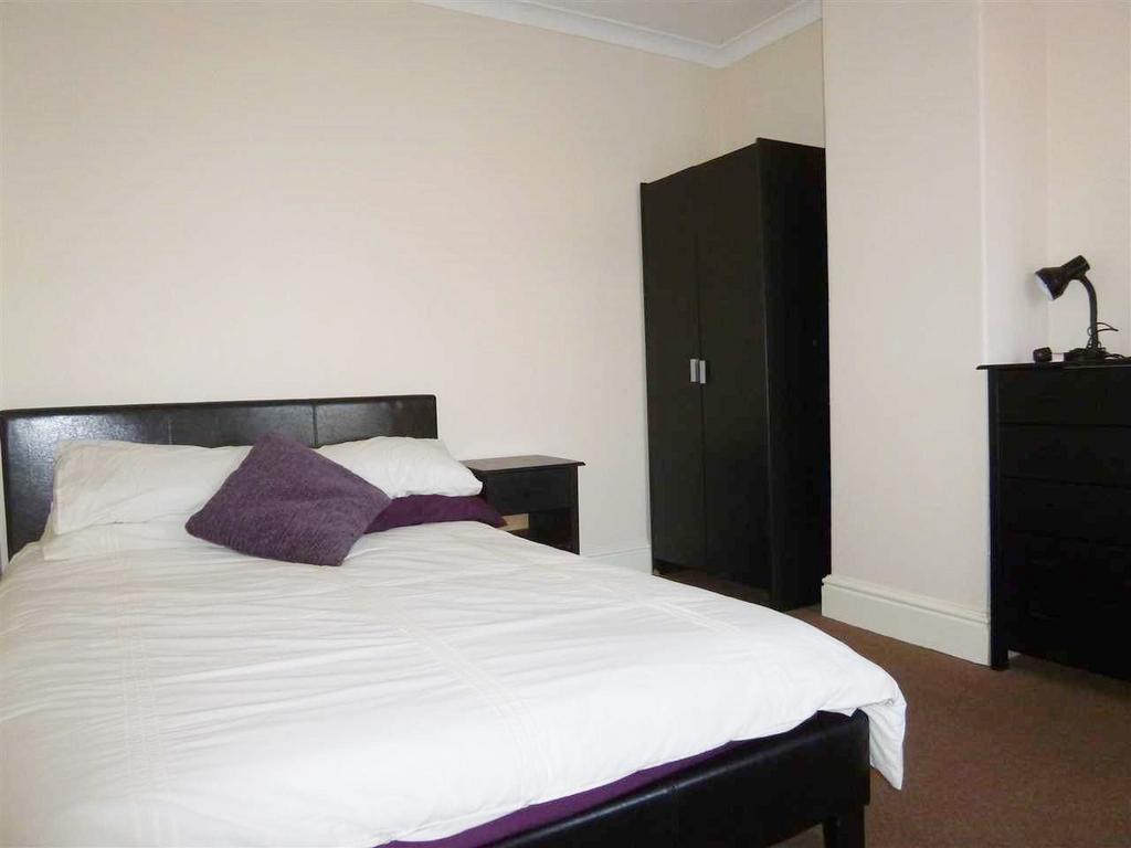 Room 4