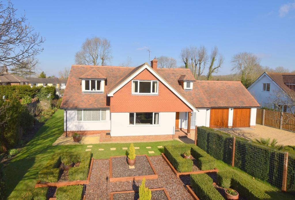 Little Cranmore Lane, West Horsley, KT24 4 bed detached house £1,350,000