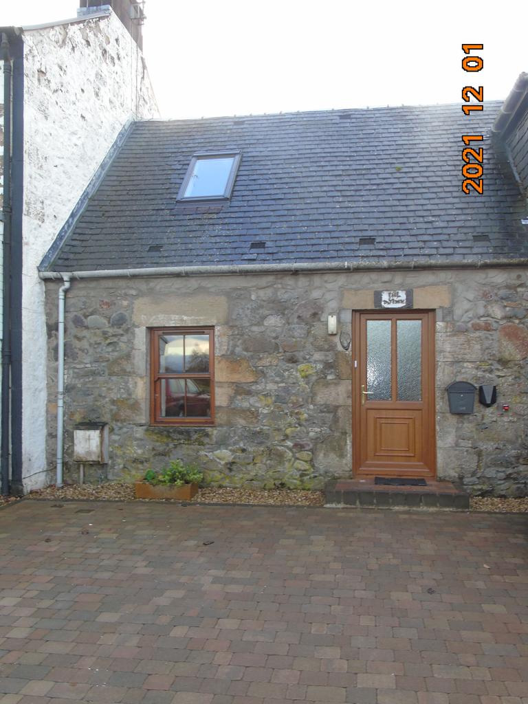 Kilbarchan Road, Bridge of Weir PA11 2 bed cottage £750 pcm (£173 pw)