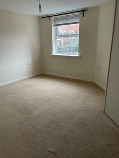 2 bedroom flat to rent, Padside Row, Hamilton, Leicester, LE5