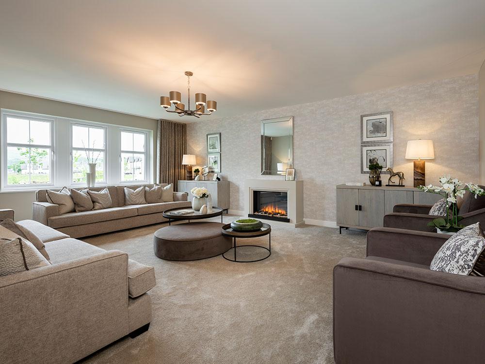Spacious lounge