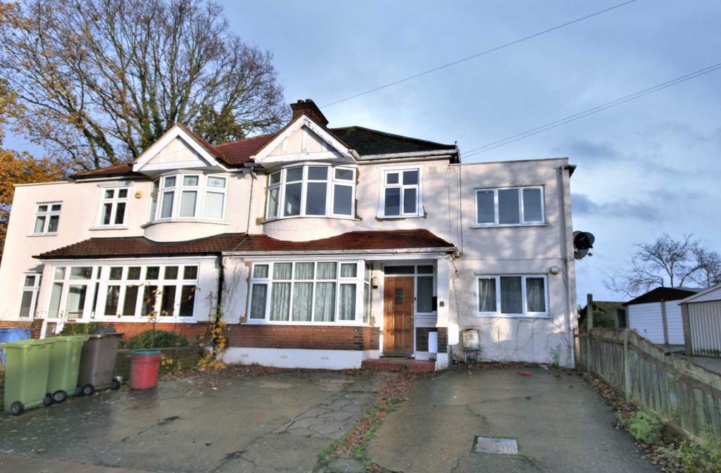 Stanhope Grove, Beckenham 3 bed flat £1,350 pcm (£312 pw)