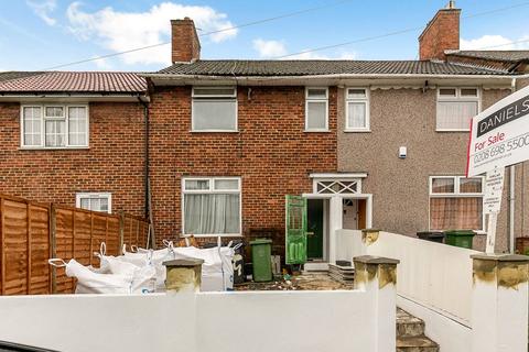 3 bedroom terraced house for sale - Lincombe Road, BROMLEY, Kent, BR1