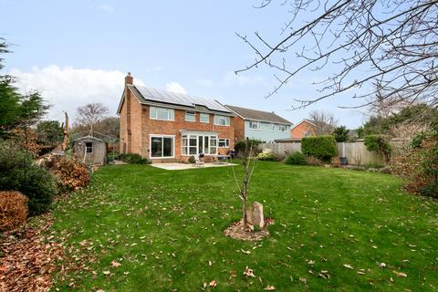 3 Bramble Close, Fareham, PO14 3NR