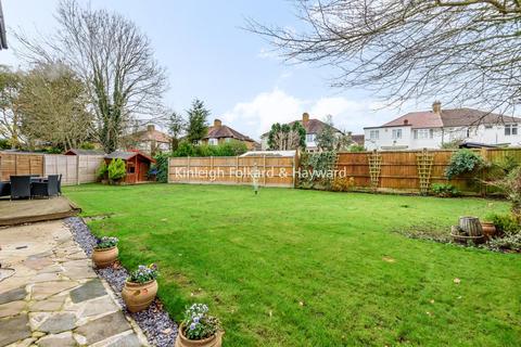 153 Hayes Chase, West Wickham, BR4 0JD