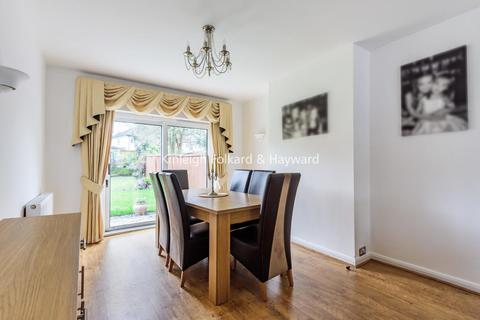 153 Hayes Chase, West Wickham, BR4 0JD