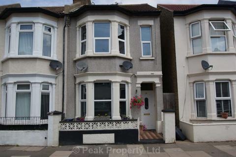 1 bedroom flat for sale - Burnaby Road, Southend On Sea
