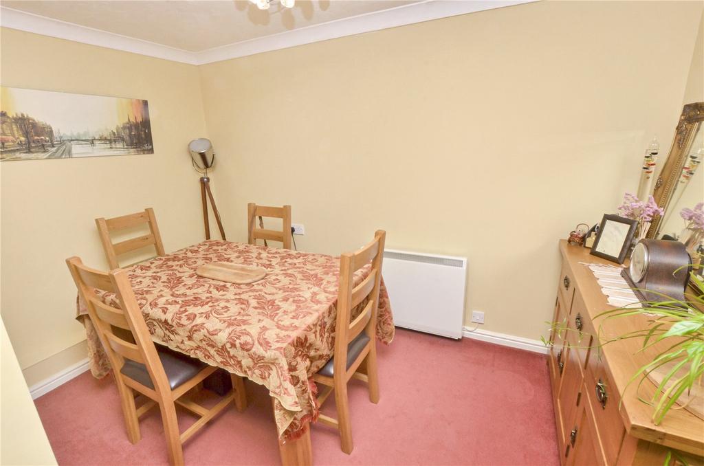 Dining/Study Area