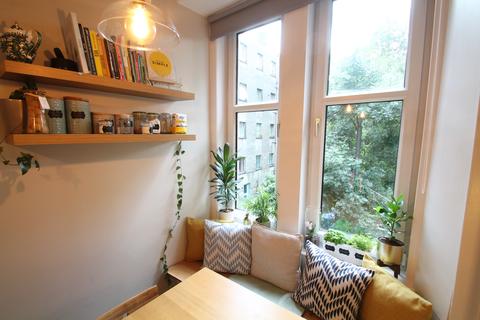105 Clarence Drive, Glasgow, G12 9RW