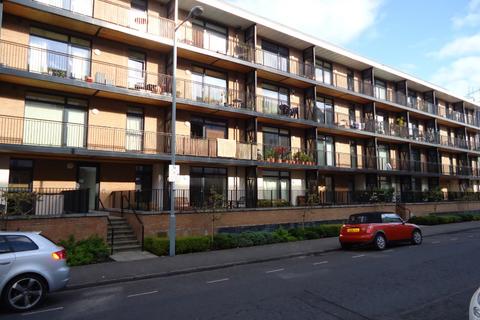 3 bedroom penthouse to rent, Hopetoun Street, Broughton, Edinburgh, EH7