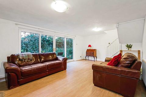 4 Glenartney, Houston, Johnstone, PA6 7EQ