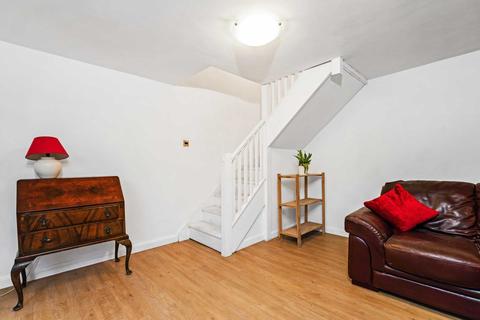 4 Glenartney, Houston, Johnstone, PA6 7EQ