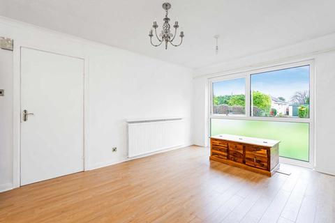 4 Glenartney, Houston, Johnstone, PA6 7EQ