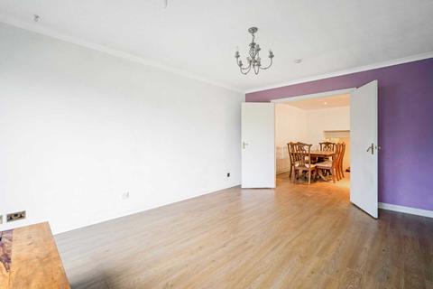 4 Glenartney, Houston, Johnstone, PA6 7EQ
