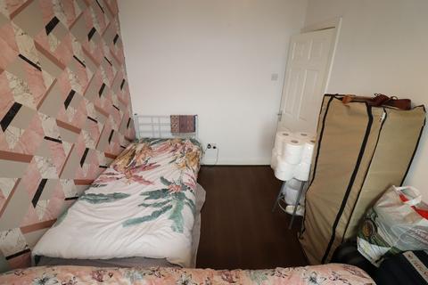 38 Boland Street, Blackburn, BB1 6LL