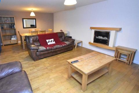 2 bedroom flat to rent, Dee Village, City Centre, Aberdeen, AB11