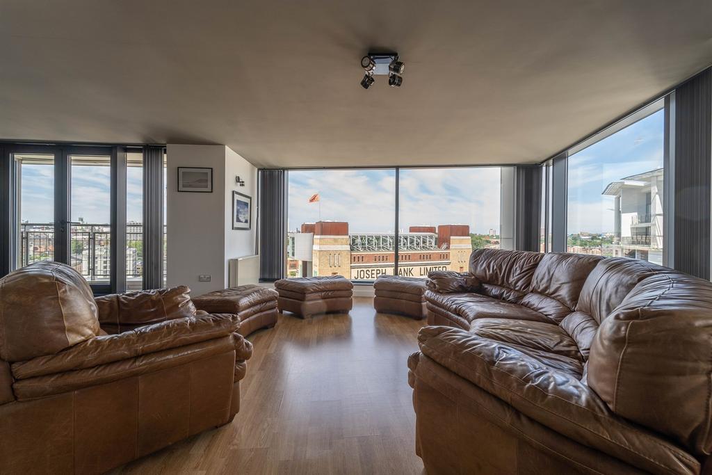 Baltic Quay, Mill Road, Gateshead 3 bed apartment £3,500 pcm (£808 pw)