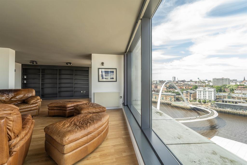 Baltic Quay, Mill Road, Gateshead 3 bed apartment £3,500 pcm (£808 pw)