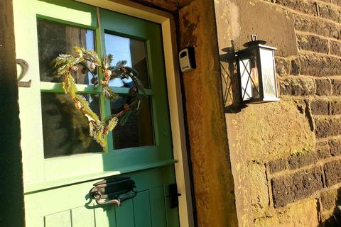 2 Platt Lane, Dobcross, Oldham, OL3 5AD