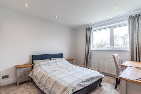39 Manor Close, Sherston, Malmesbury, SN16 0NS