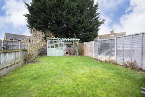 8 Dinas Close, Cheltenham, GL51 3EP