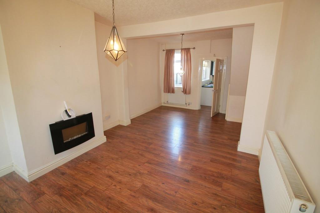 Edwin Street, Widnes 2 bed terraced house £595 pcm (£137 pw)