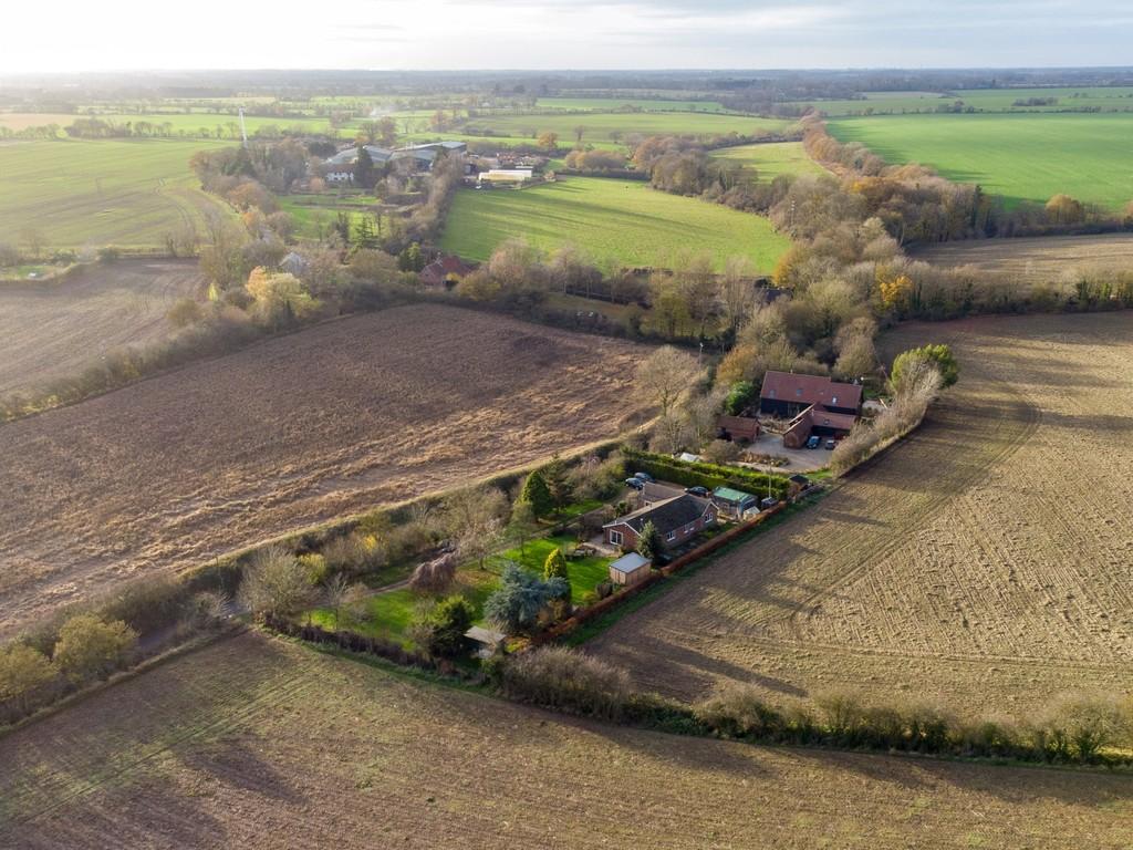 Framlingham Fenn Wright Signature 4 bed detached bungalow £695,000