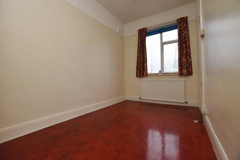 9 Torrington Drive, Harrow, HA2 8ND