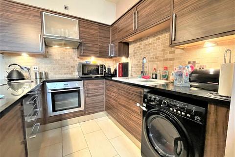 2 bedroom apartment for sale - 7 Rodley Hall, 151 Town Street