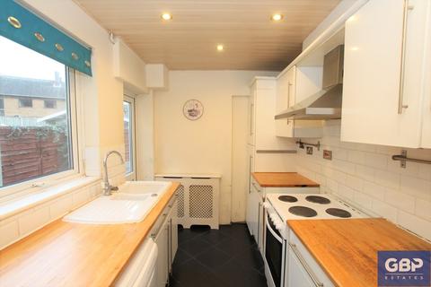 17 Cotleigh Road, Romford, RM7 9AS