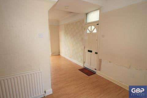 17 Cotleigh Road, Romford, RM7 9AS