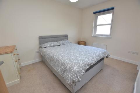 7 Dunrobin Road, Auchterarder, PH3 1FT