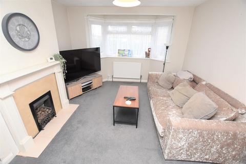 1 Well Close, Ruislip, HA4 0RQ