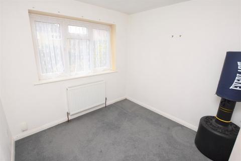 1 Well Close, Ruislip, HA4 0RQ