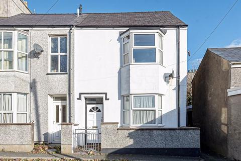 3 bedroom end of terrace house for sale - Roberts Street, Holyhead