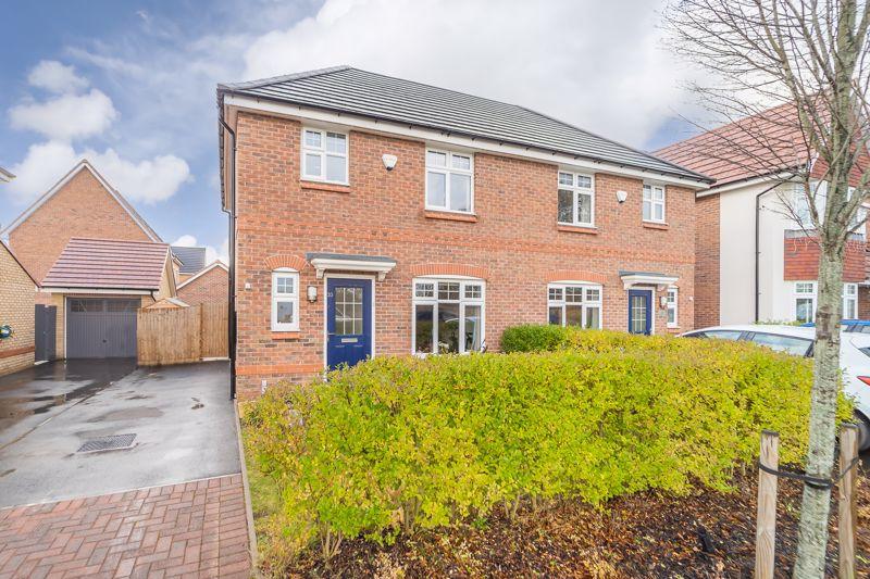 West Way, Shifnal 3 bed semidetached house £995 pcm (£230 pw)