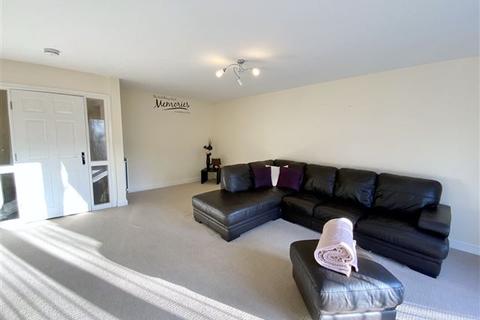 18 Normanton Spring Close, Sheffield, S13 7BW
