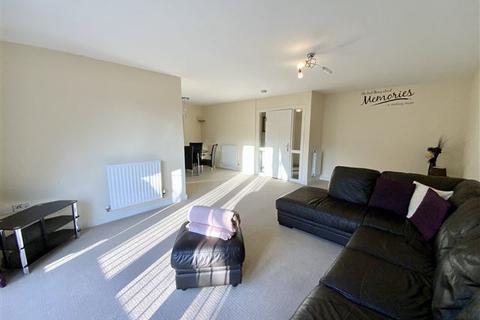 18 Normanton Spring Close, Sheffield, S13 7BW